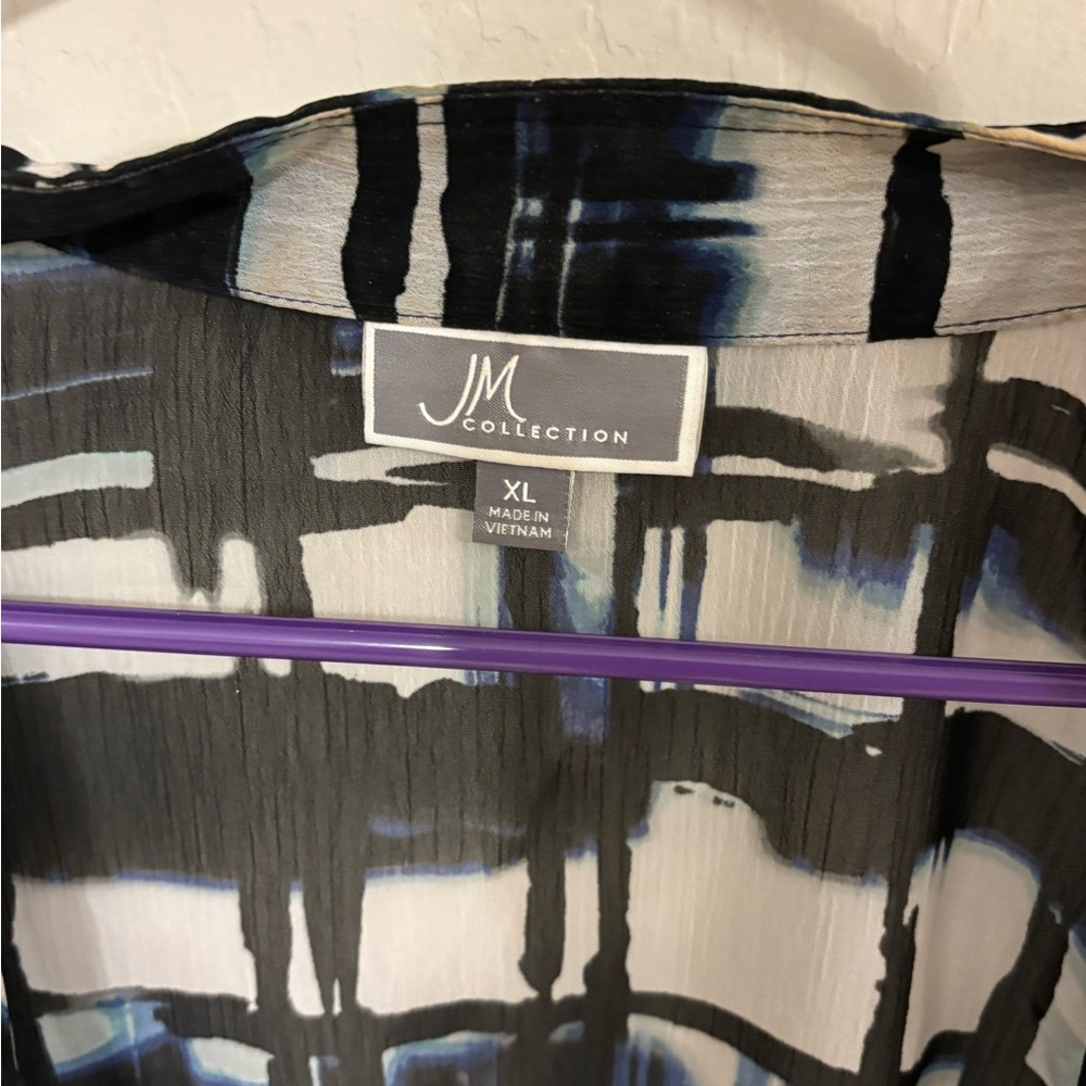 JM Collection Black, White & Blue Patterned women’s shirt - Picture 3 of 3
